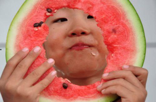 孩子吃瓜的禁忌,呵护宝宝健康,远离潜在风险